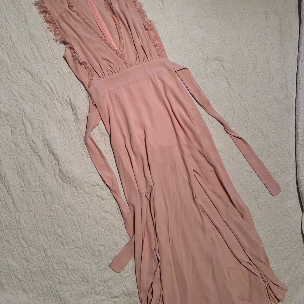 Elegant Pink Sleeveless Dress